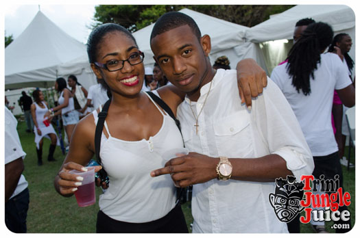 white_in_the_moonlight_2014-127