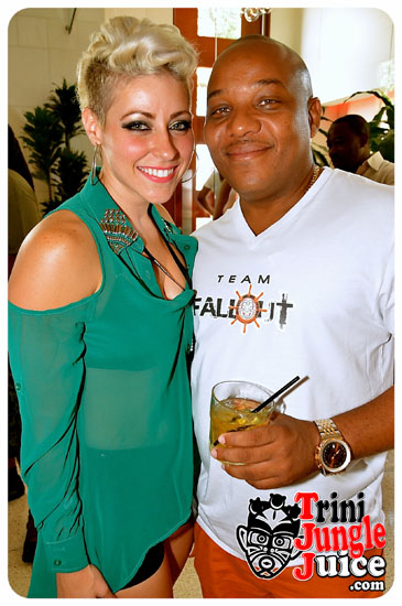 premium_ultimate_bfast_party_2014-079