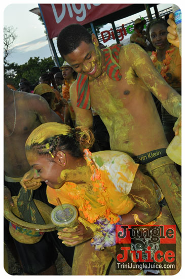 beach_jouvert_2014_pt1-093