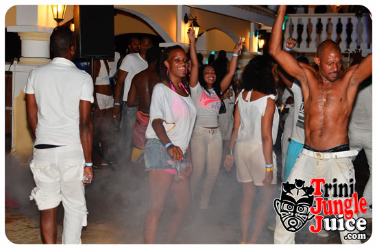 white_pool_party_apr27-085