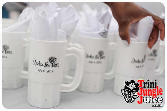 under_the_trees_2014-003