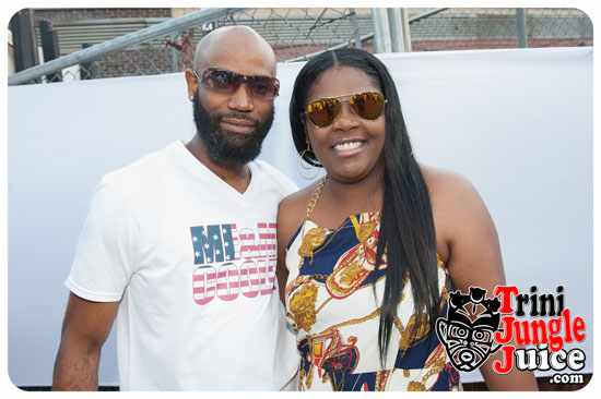 under_the_trees_2014-035