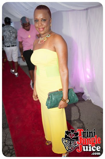 under_the_trees_2014-088