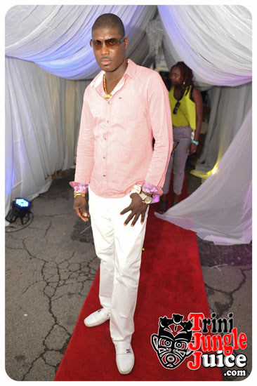 under_the_trees_2014-144