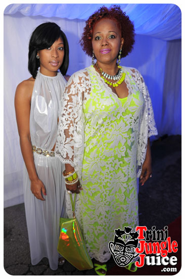 under_the_trees_2014-150