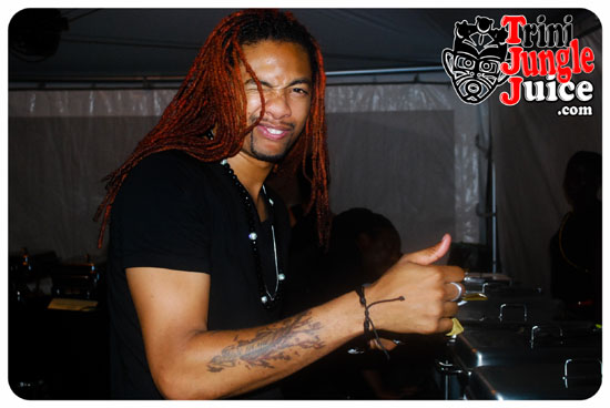 black_rave_svg_2014-004