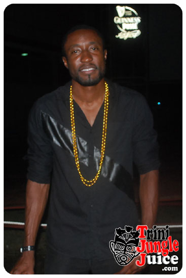 black_rave_svg_2014-025