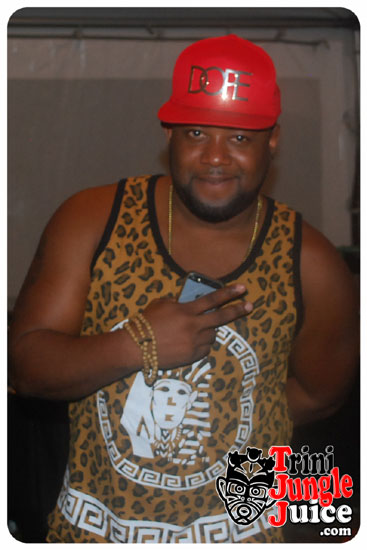 black_rave_svg_2014-026