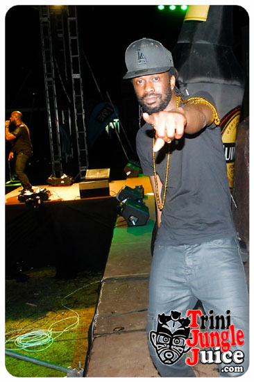 black_rave_svg_2014-032