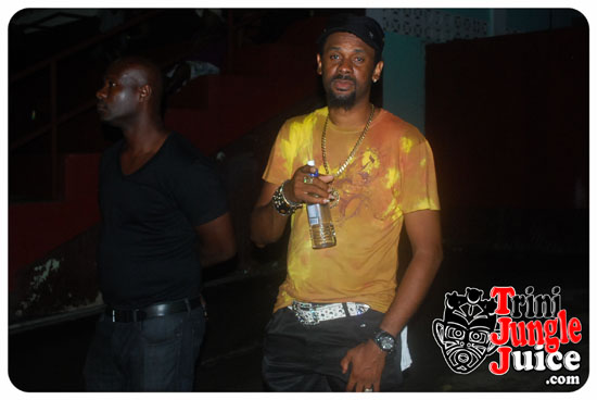 black_rave_svg_2014-035