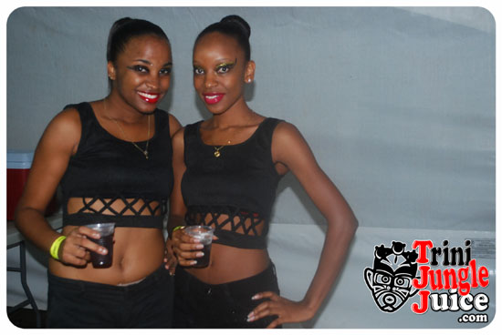 black_rave_svg_2014-042