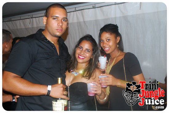 black_rave_svg_2014-047