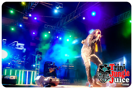 black_rave_svg_2014-078