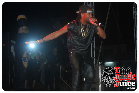 black_rave_svg_2014-085