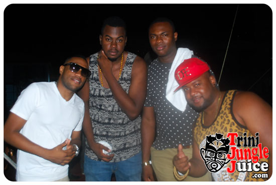 black_rave_svg_2014-086