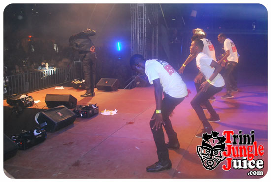 black_rave_svg_2014-089