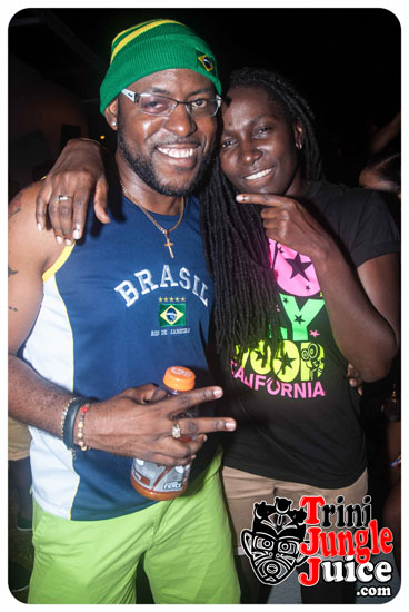 abc_alcohol_beachwear_coolers_jun28-011