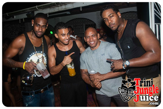 abc_alcohol_beachwear_coolers_jun28-022