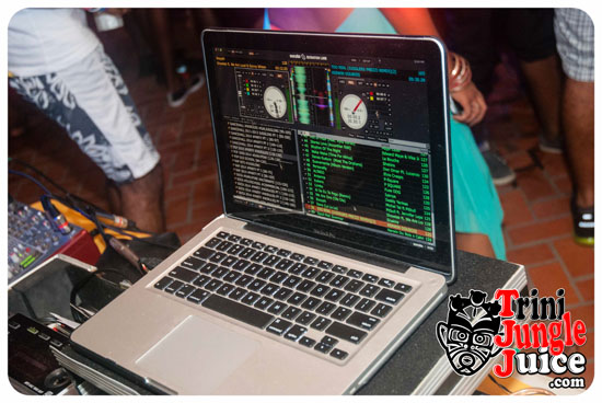 abc_alcohol_beachwear_coolers_jun28-026