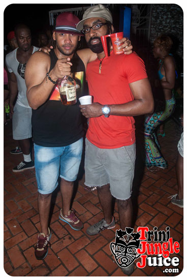 abc_alcohol_beachwear_coolers_jun28-093