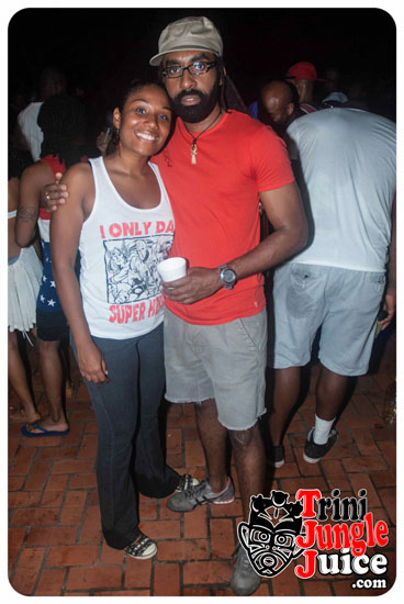 abc_alcohol_beachwear_coolers_jun28-094