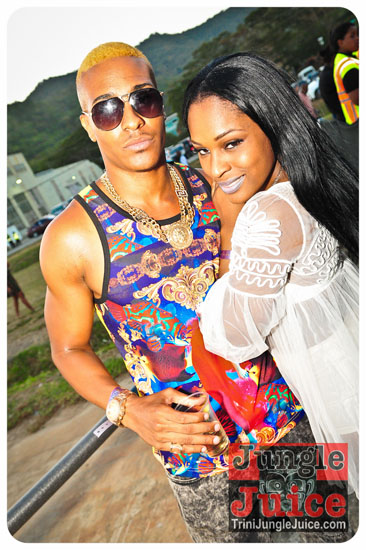 beach_house_carnival_2014-002