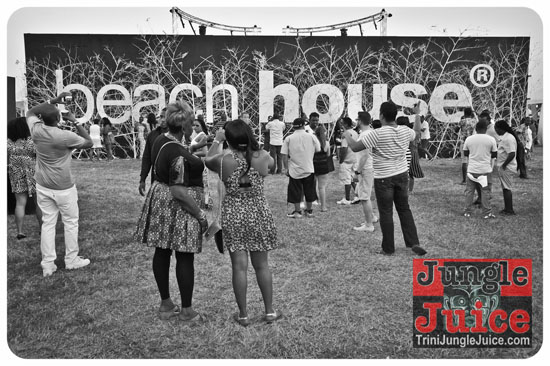 beach_house_carnival_2014-006