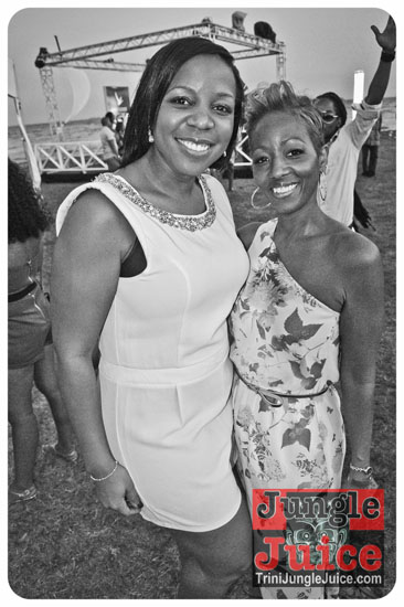 beach_house_carnival_2014-036