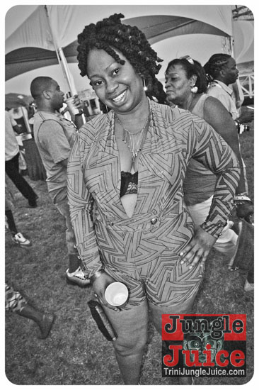 beach_house_carnival_2014-042