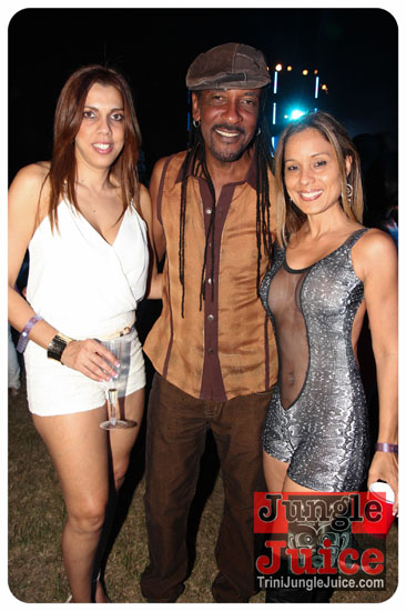 beach_house_carnival_2014-057