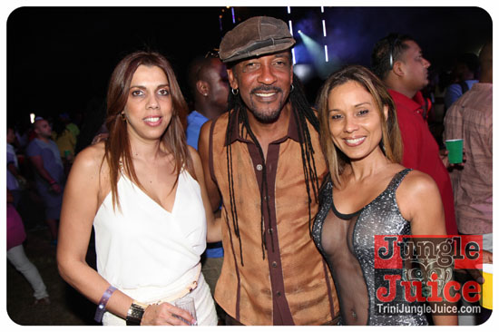 beach_house_carnival_2014-058