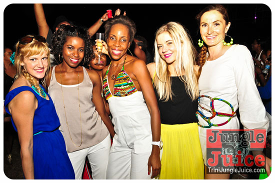 beach_house_carnival_2014-106