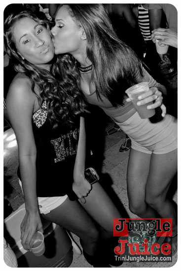 black_to_blue_2014-045