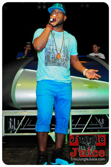 black_to_blue_2014-078