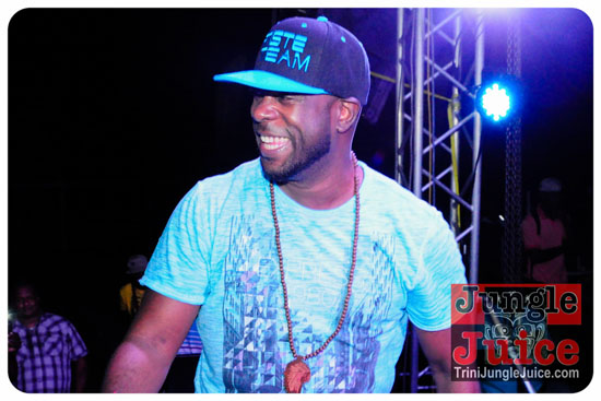 black_to_blue_2014-079