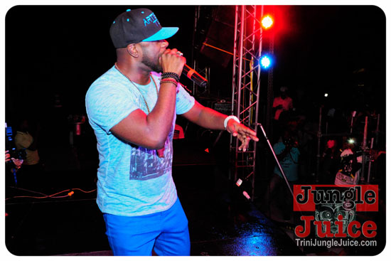 black_to_blue_2014-080