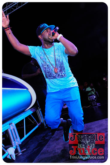 black_to_blue_2014-082