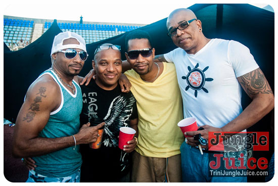 black_to_blue_2014-113