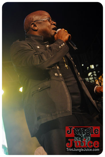 central_bank_all_inclusive_2014-058