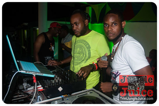 crave_gone_nuts_2014-093