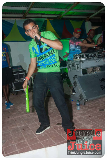 crave_gone_nuts_2014-101