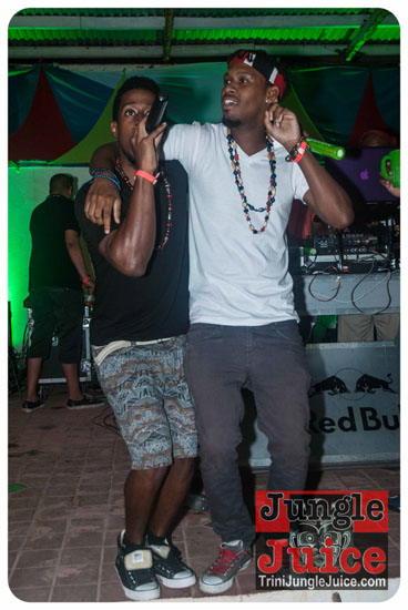 crave_gone_nuts_2014-107