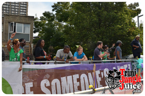 nhc_sunday_extras_2014-015