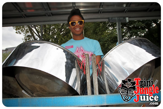 nhc_sunday_extras_2014-055