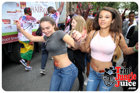 nhc_sunday_extras_2014-057