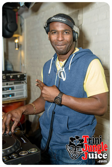 pon_de_rooftop_aug22-001