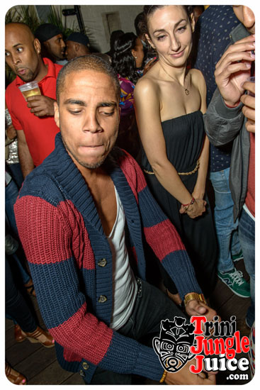 pon_de_rooftop_aug22-049