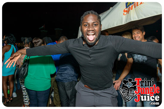 pon_de_rooftop_aug22-095