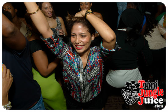 pon_de_rooftop_aug22-114