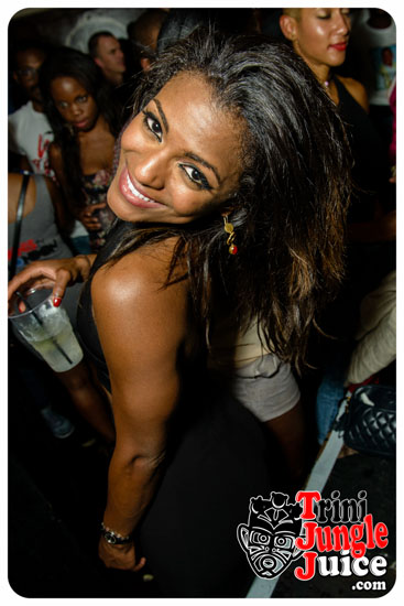 pon_de_rooftop_aug22-175